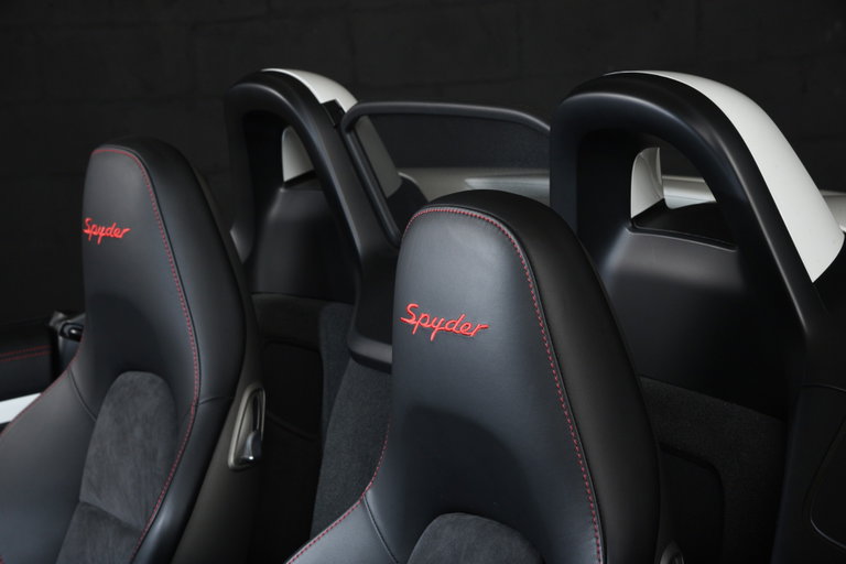 Porsche 981 Boxster Spyder