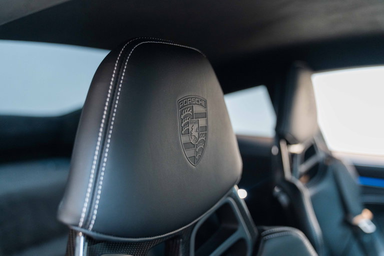 Porsche 992 GT3 Touring