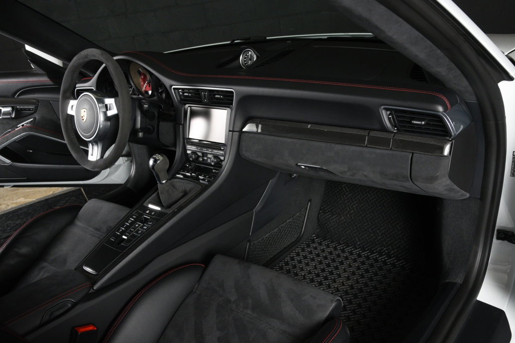Porsche 991 Carrera GTS
