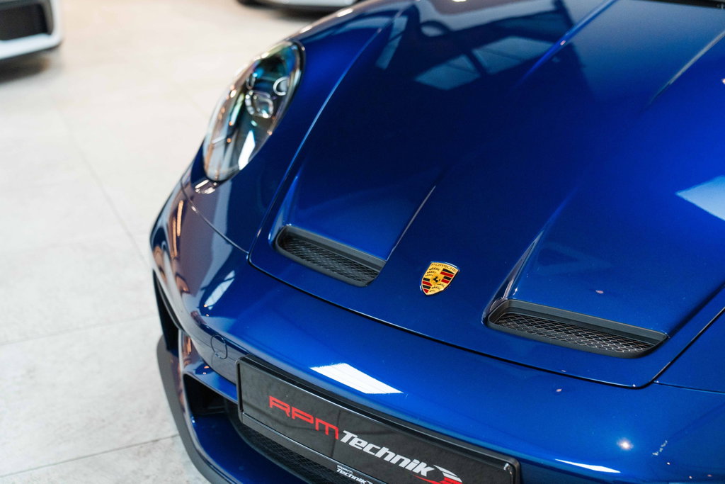 Porsche 992 GT3 Touring