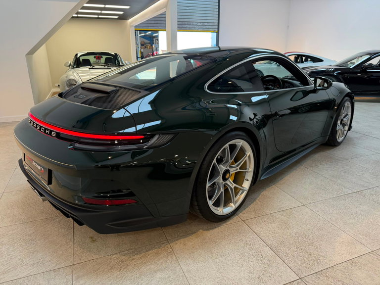 Porsche 992 GT3 Touring