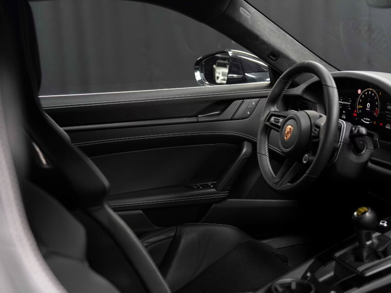 Porsche 992 GT3 Touring