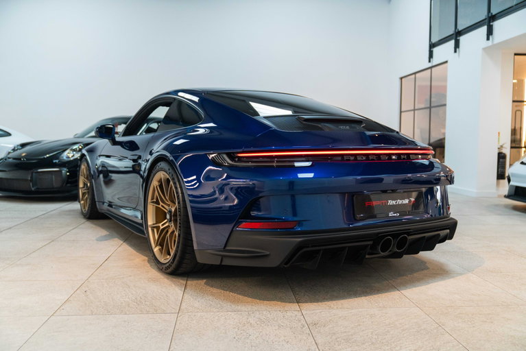 Porsche 992 GT3 Touring
