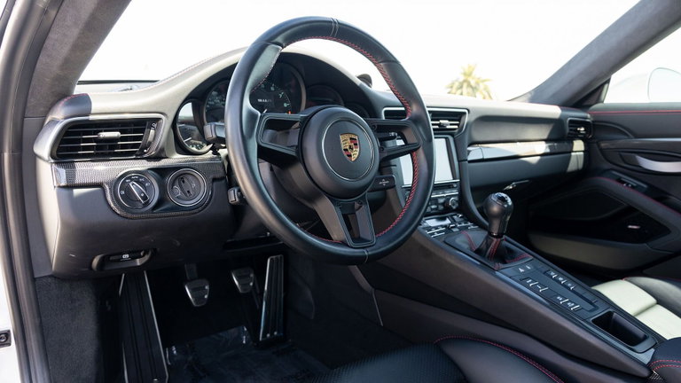 Porsche 911 R