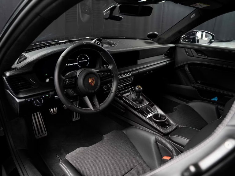 Porsche 992 GT3 Touring