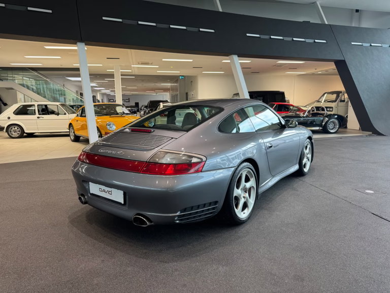 Porsche 996.2 Carrera 4S