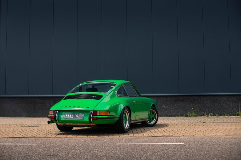 Porsche 911 E