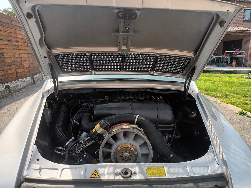Porsche 911 Carrera 3.0