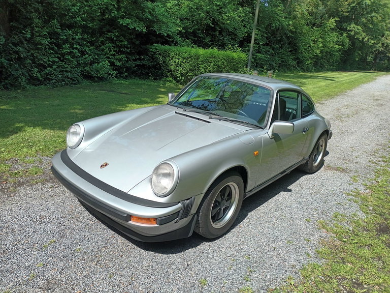 Porsche 911 Carrera 3.0