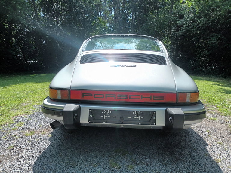 Porsche 911 Carrera 3.0