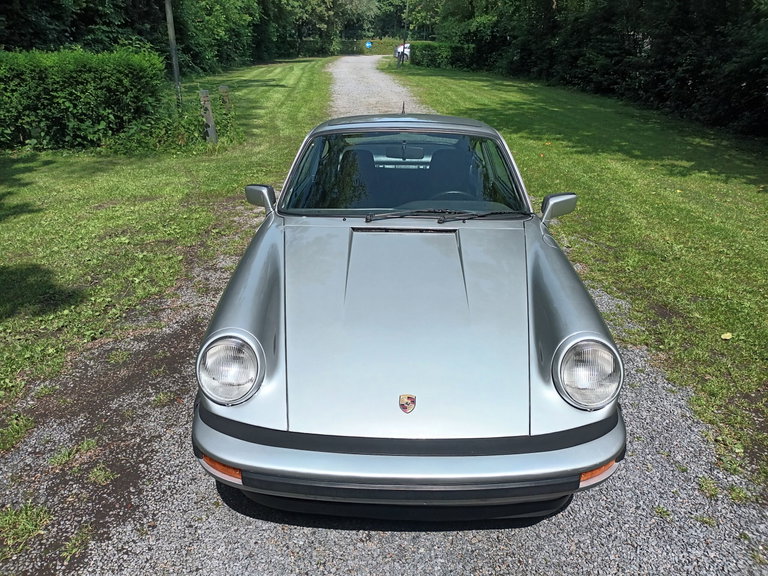 Porsche 911 Carrera 3.0