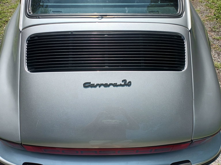 Porsche 911 Carrera 3.0
