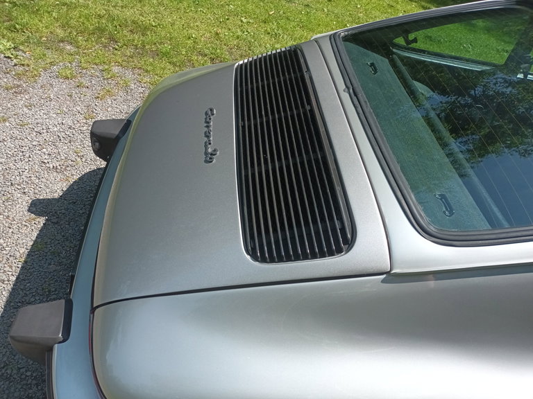 Porsche 911 Carrera 3.0