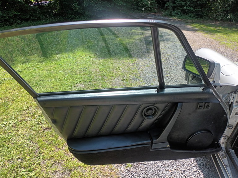 Porsche 911 Carrera 3.0