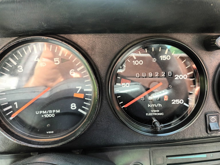 Porsche 911 Carrera 3.0