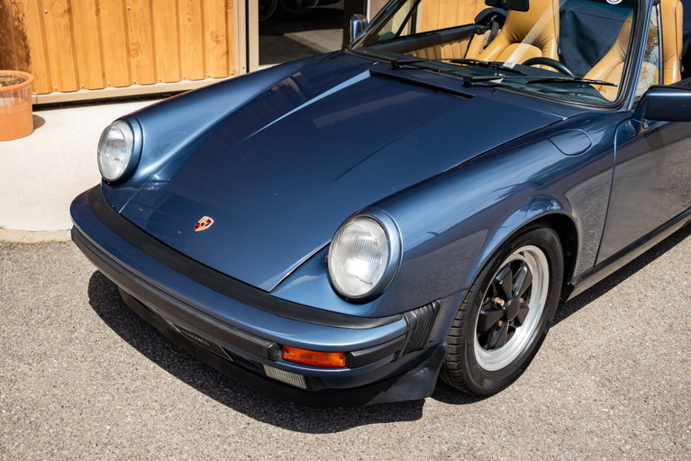Porsche 911 Carrera 3.2