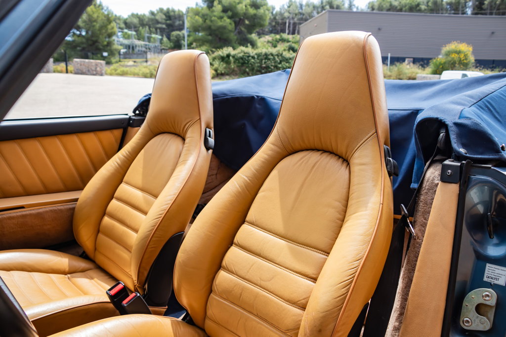 Porsche 911 Carrera 3.2