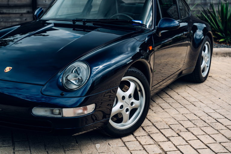 Porsche 993 Carrera 4