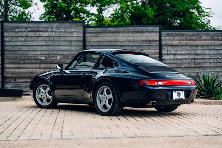 Porsche 993 Carrera 4