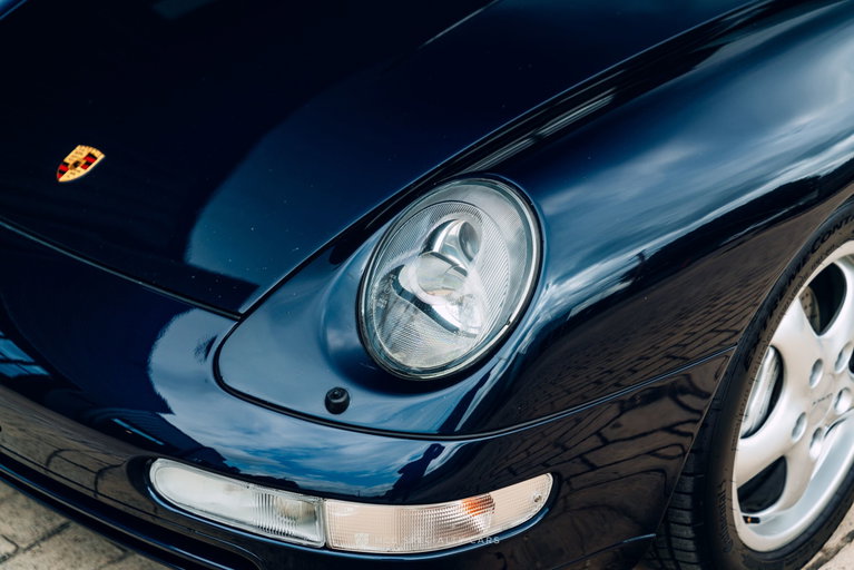 Porsche 993 Carrera 4
