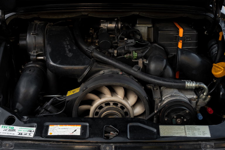 Porsche 964 Carrera 4