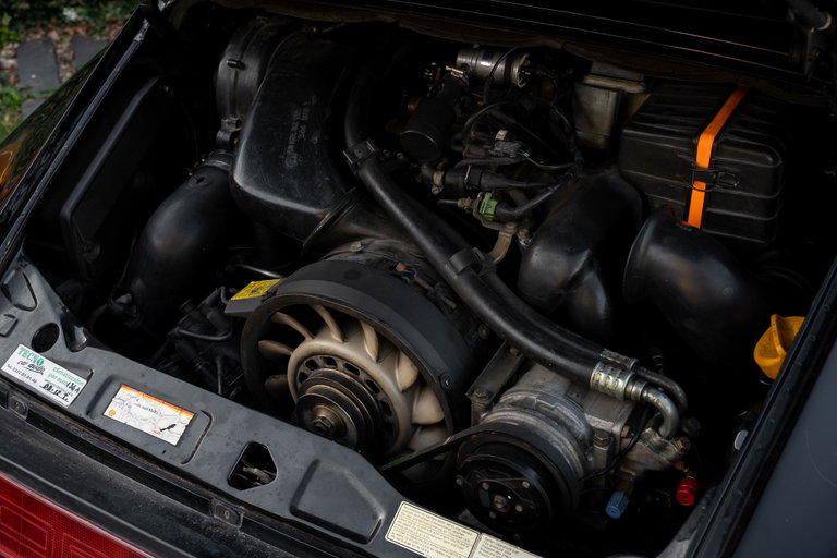 Porsche 964 Carrera 4
