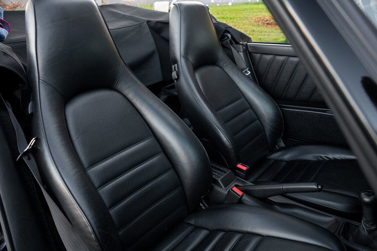 Porsche 964 Carrera 4
