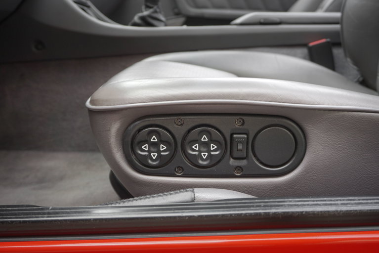 Porsche 968