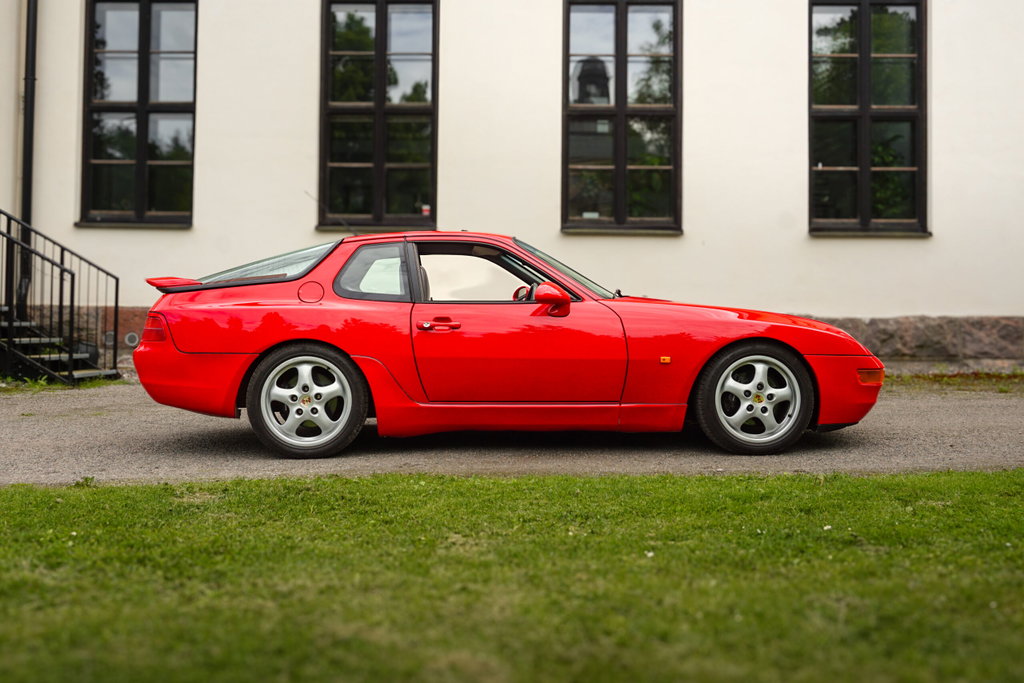 Porsche 968