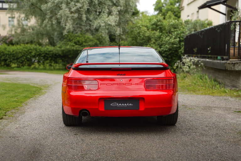 Porsche 968