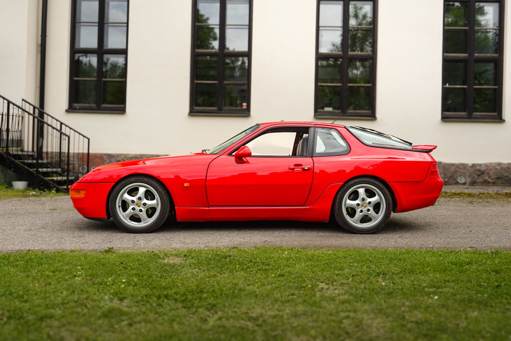Porsche 968