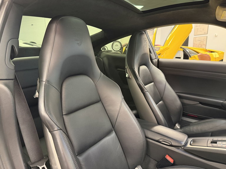Porsche 991 Carrera Black Edition