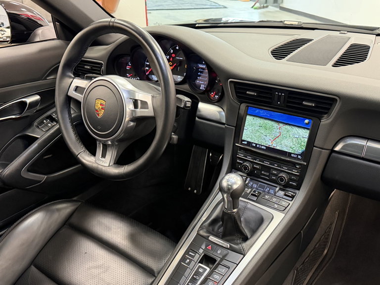 Porsche 991 Carrera Black Edition