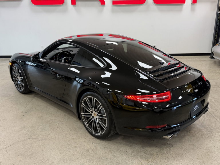 Porsche 991 Carrera Black Edition