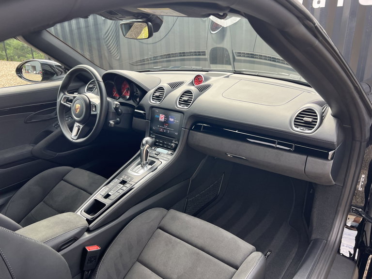 Porsche 718 Spyder