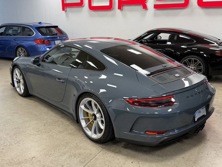 Porsche 991.2 GT3 Touring