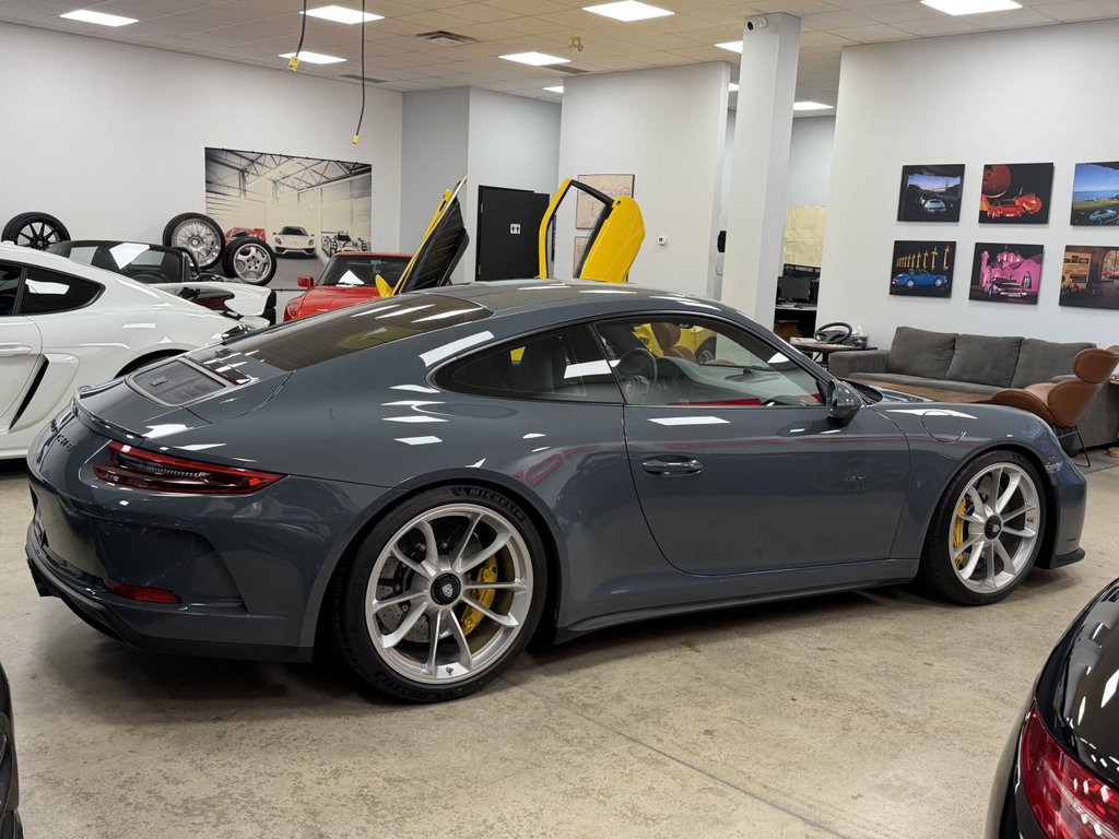 Porsche 991.2 GT3 Touring