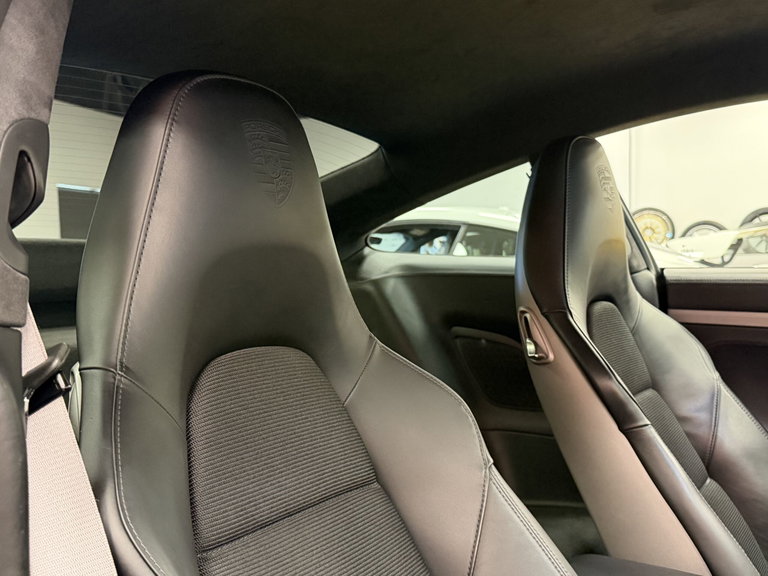 Porsche 991.2 GT3 Touring