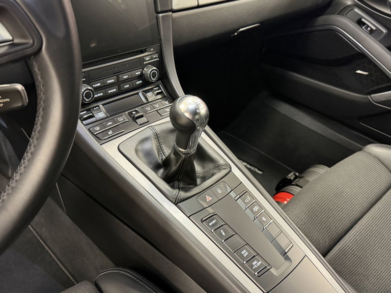 Porsche 991.2 GT3 Touring