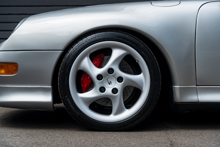 Porsche 993 Carrera 4S