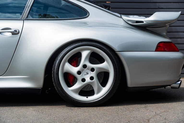 Porsche 993 Carrera 4S
