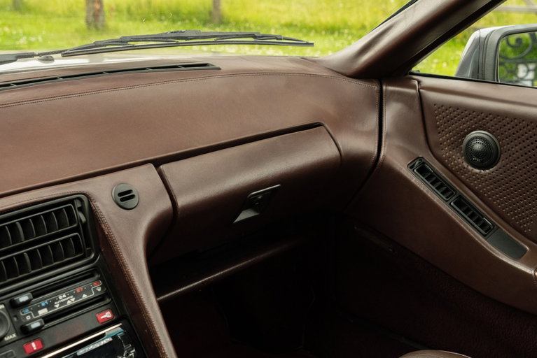 Porsche 928 S