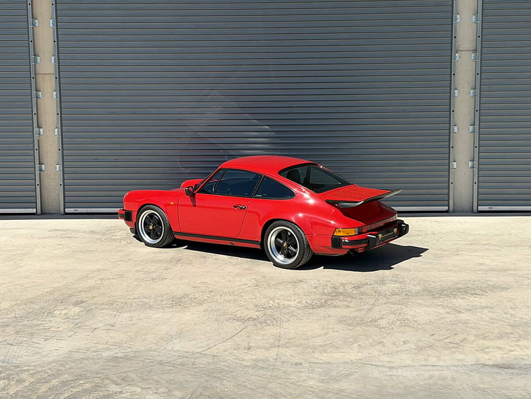 Porsche 911 Carrera 3.2