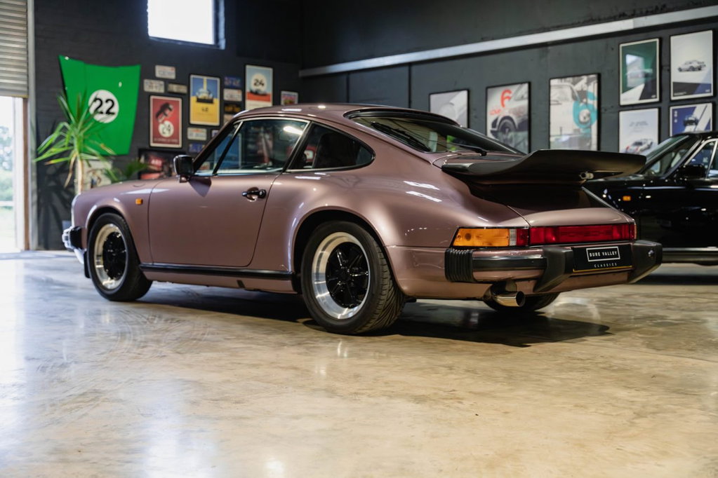 Porsche 911 Carrera 3.2