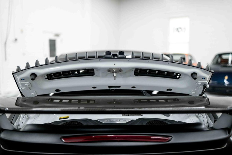 Porsche 992 Carrera GTS