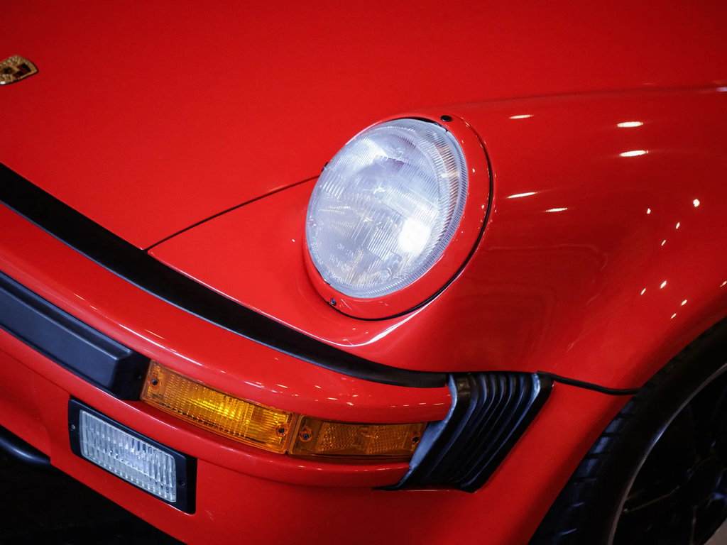 Porsche 911 Carrera 3.2 Speedster