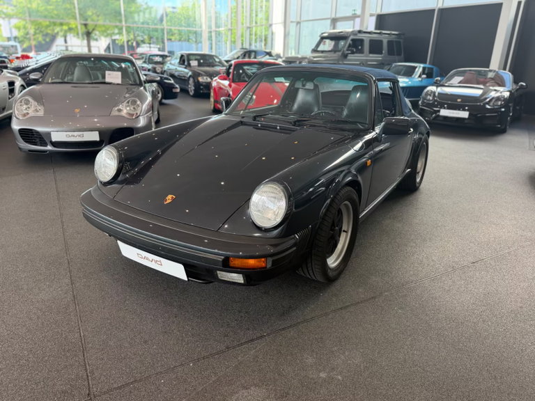 Porsche 911 Carrera 3.2