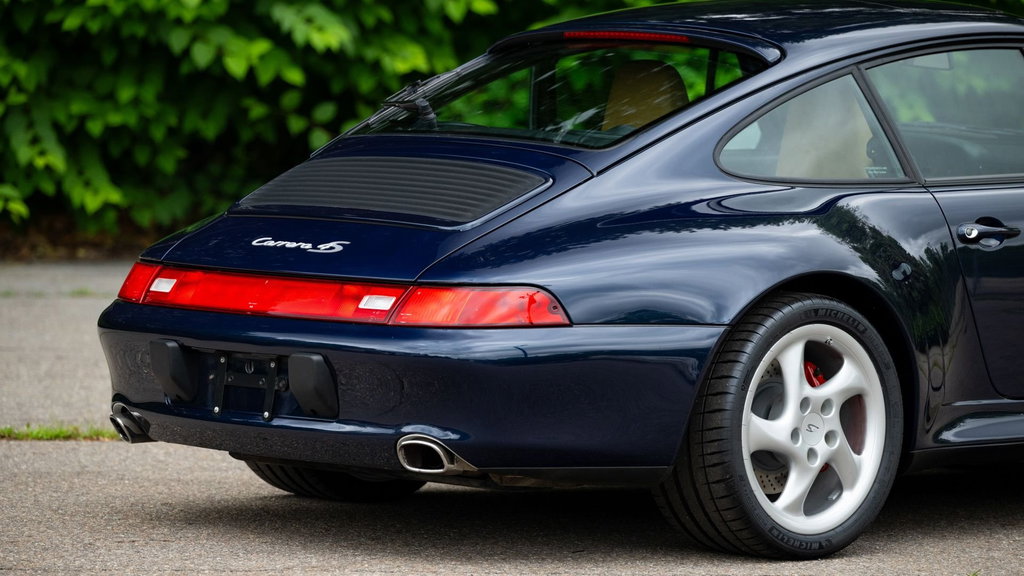 Porsche 993 Carrera 4S