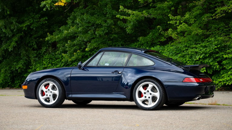 Porsche 993 Carrera 4S