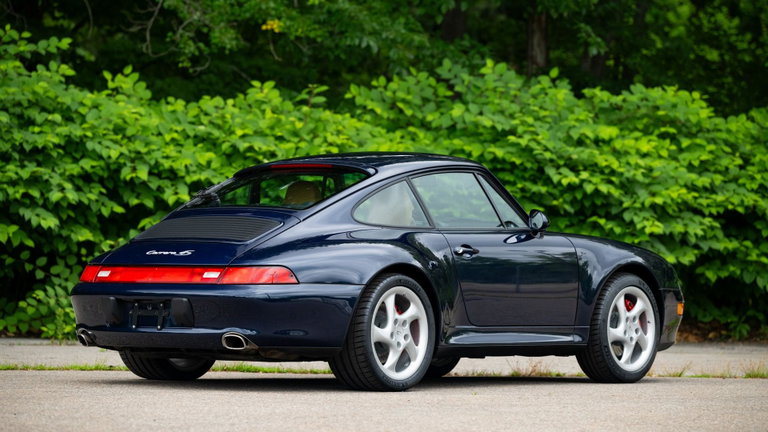 Porsche 993 Carrera 4S